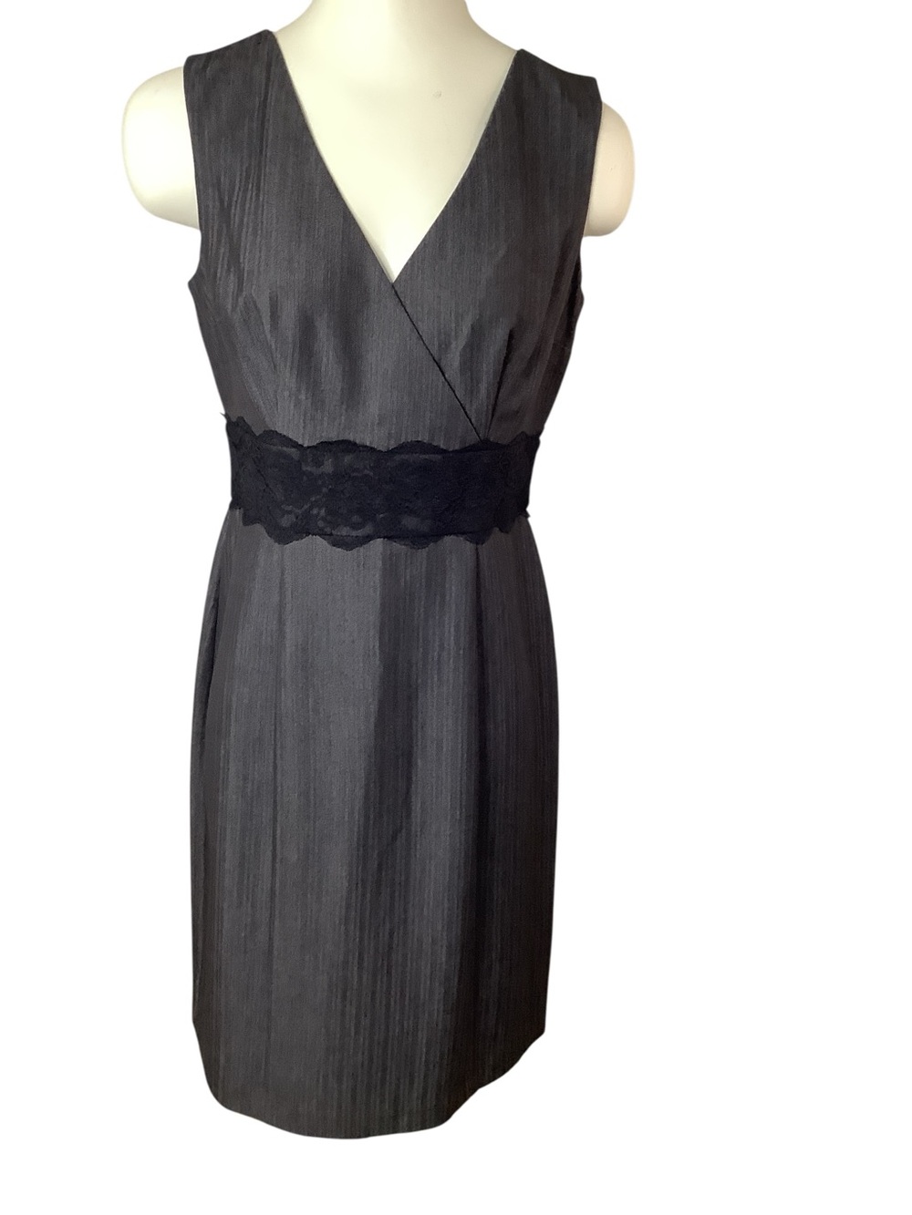 AB Studio Classic Sleeveless Gray Dress with Lace Waist Sz 6